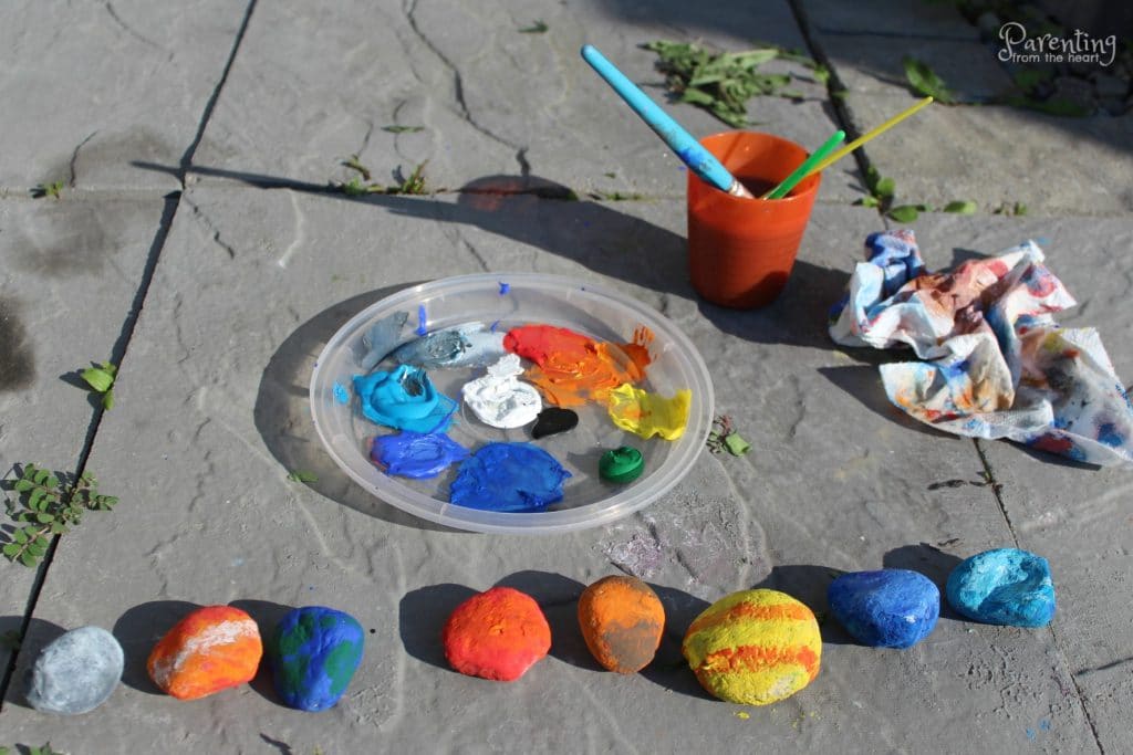 Promote play-based learning with this fun solar system for kids activity! It comes with a free printable packet as well as bonus materials for more ways to play! Perfect for preschoolers, kindergarteners, or any early childhood educators!